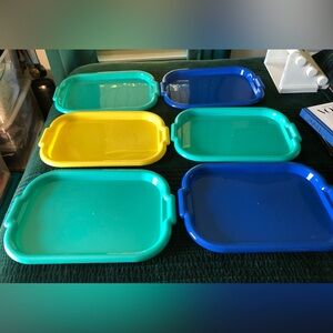 Set of 6 Colorful Plastic Dining Serving Trays